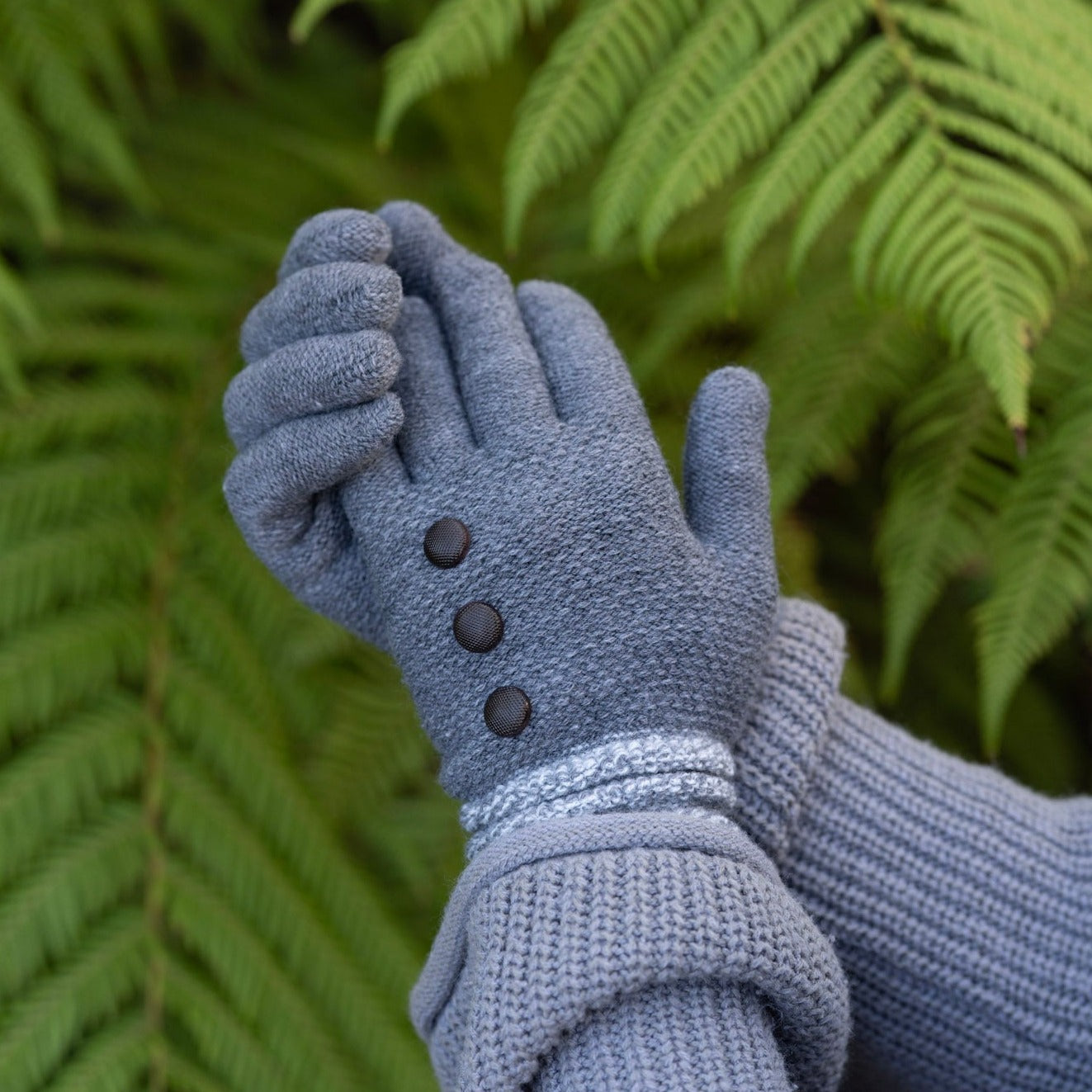 Women's Knit Gloves